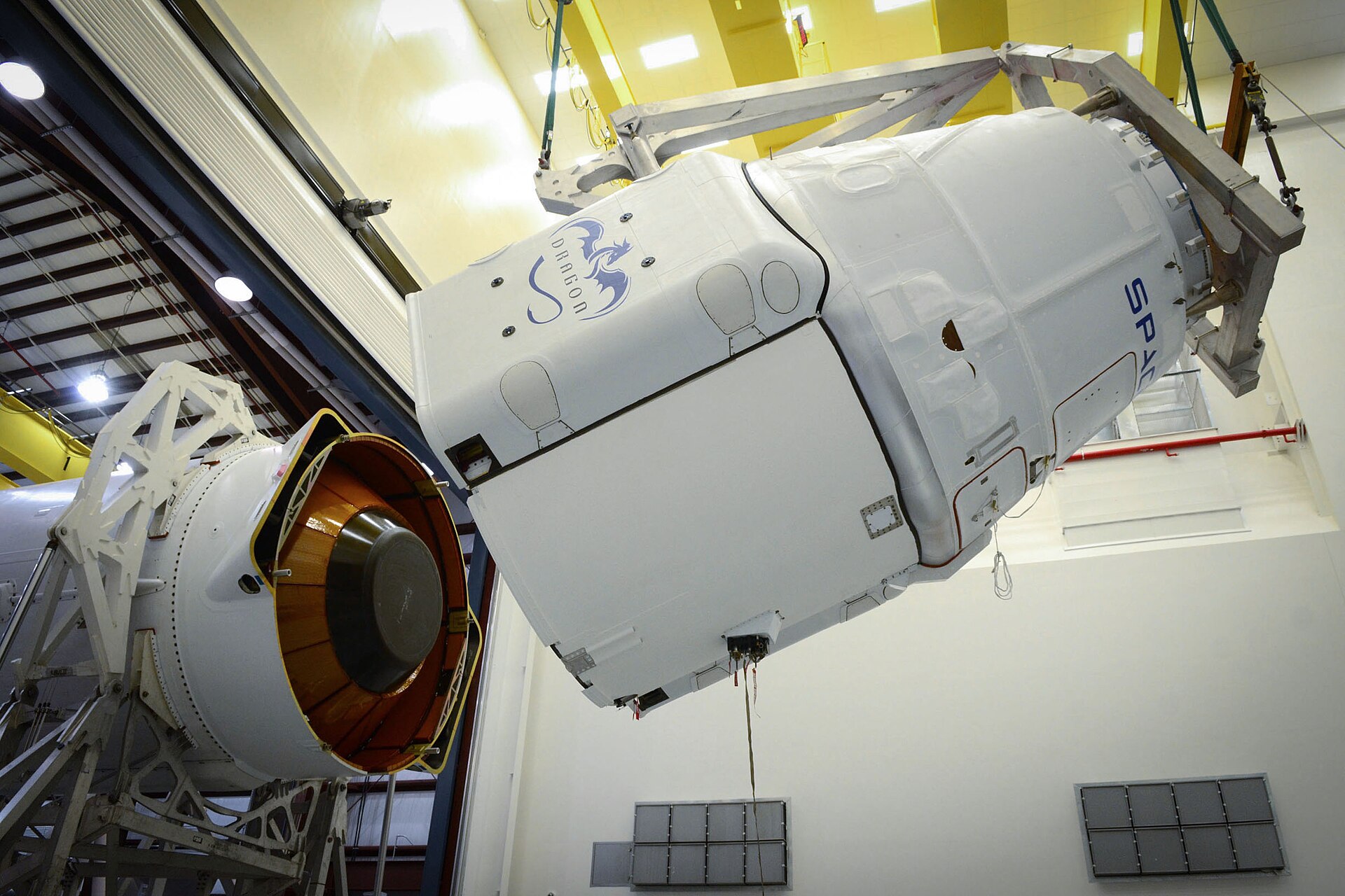SpaceX’s Falcon 9 rocket and Dragon spacecraft launched from Launch Complex 40 at the Cape Canaveral Air Force Station, Florida, for their third official Commercial Resupply (CRS) mission to the orbit
